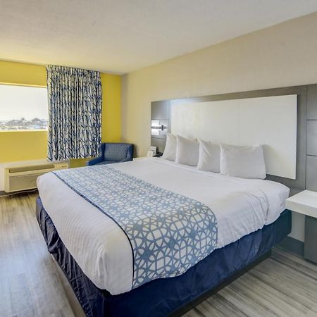 Emerald Coast Inn & Suites Fort Walton Beach Eksteriør bilde