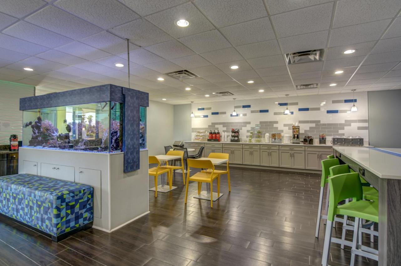 Emerald Coast Inn & Suites Fort Walton Beach Eksteriør bilde