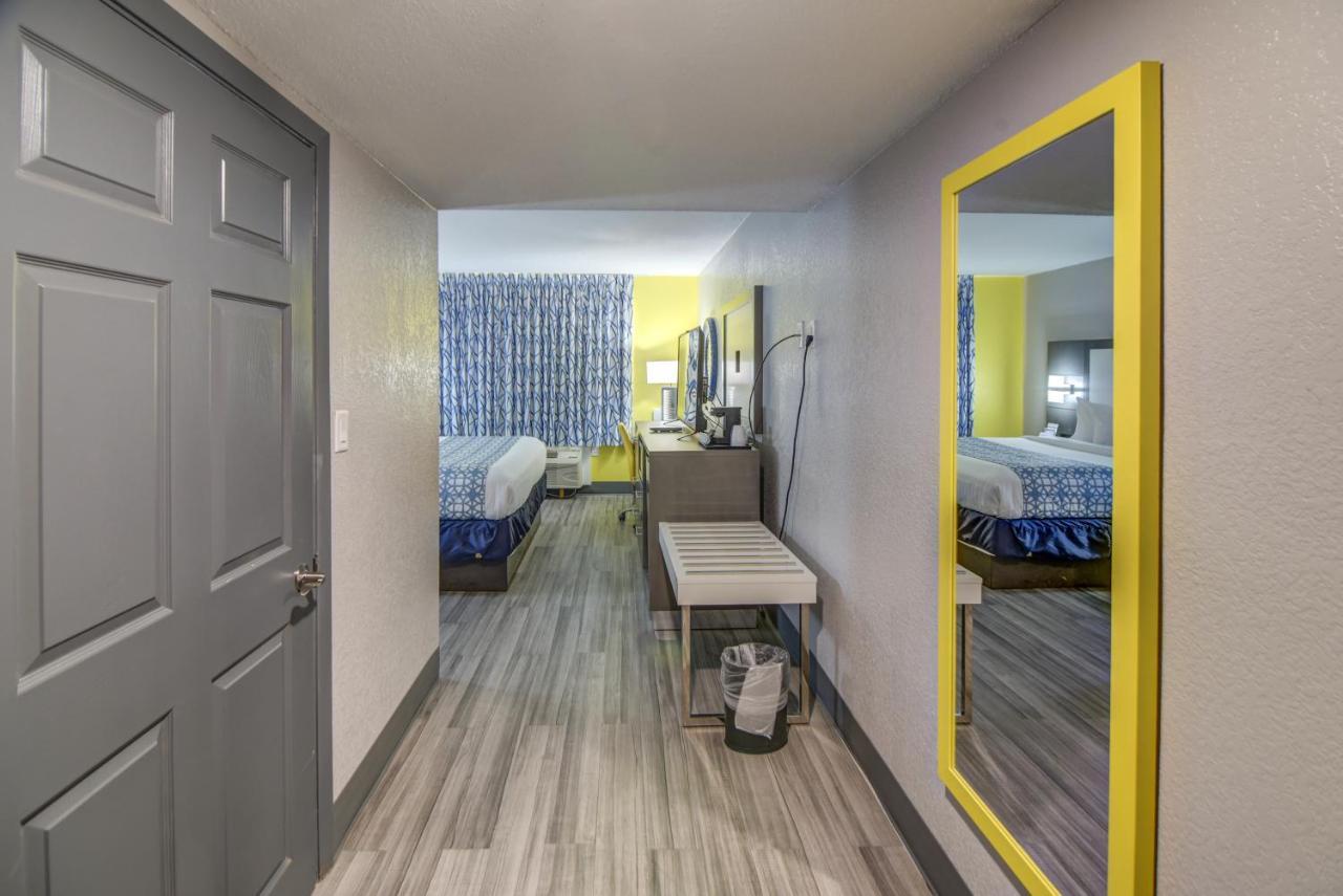 Emerald Coast Inn & Suites Fort Walton Beach Eksteriør bilde