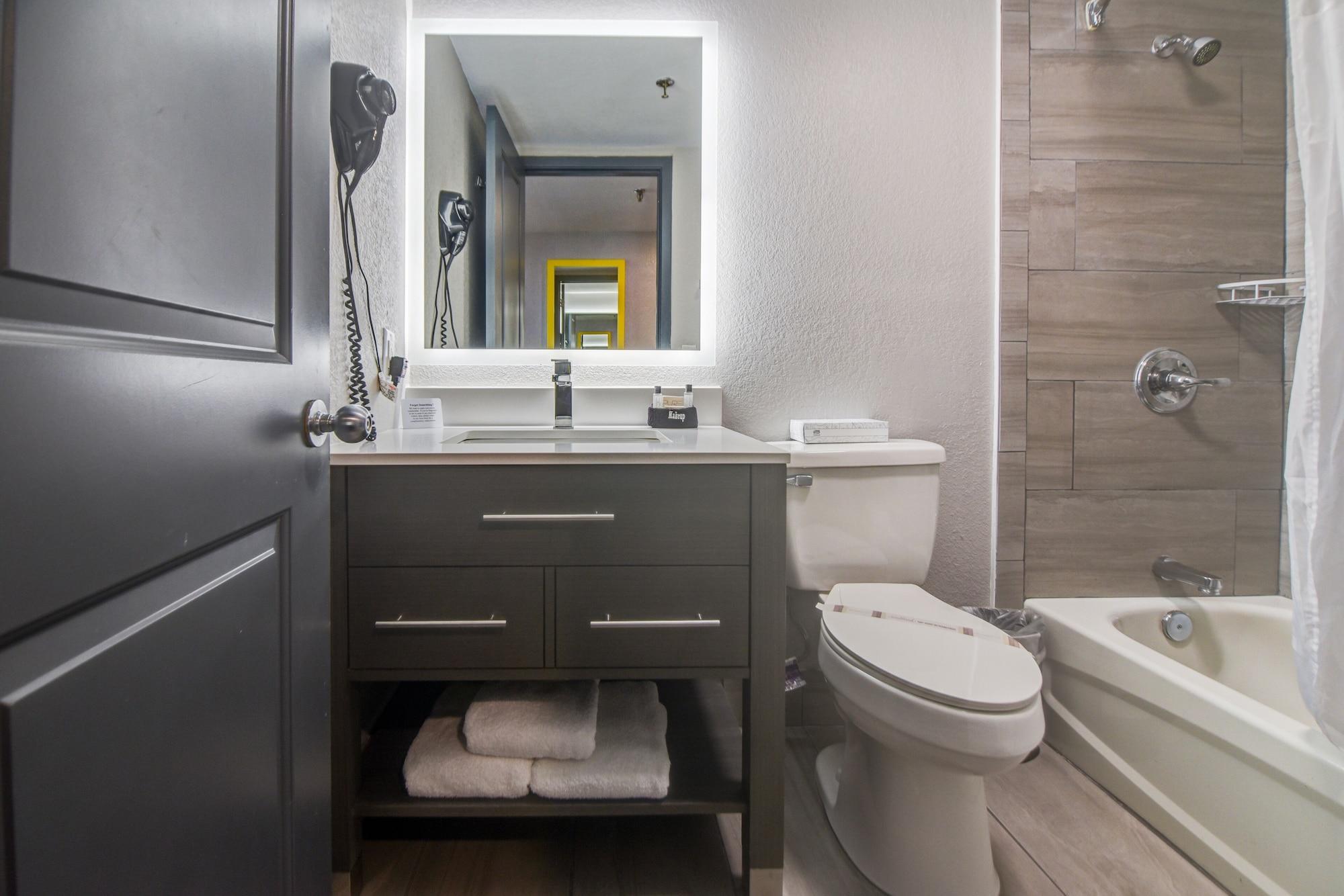 Emerald Coast Inn & Suites Fort Walton Beach Eksteriør bilde